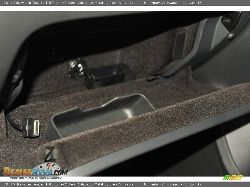 2011 Volkswagen Touareg TDI Sport 4XMotion Galapagos Metallic / Black Anthracite Photo #18