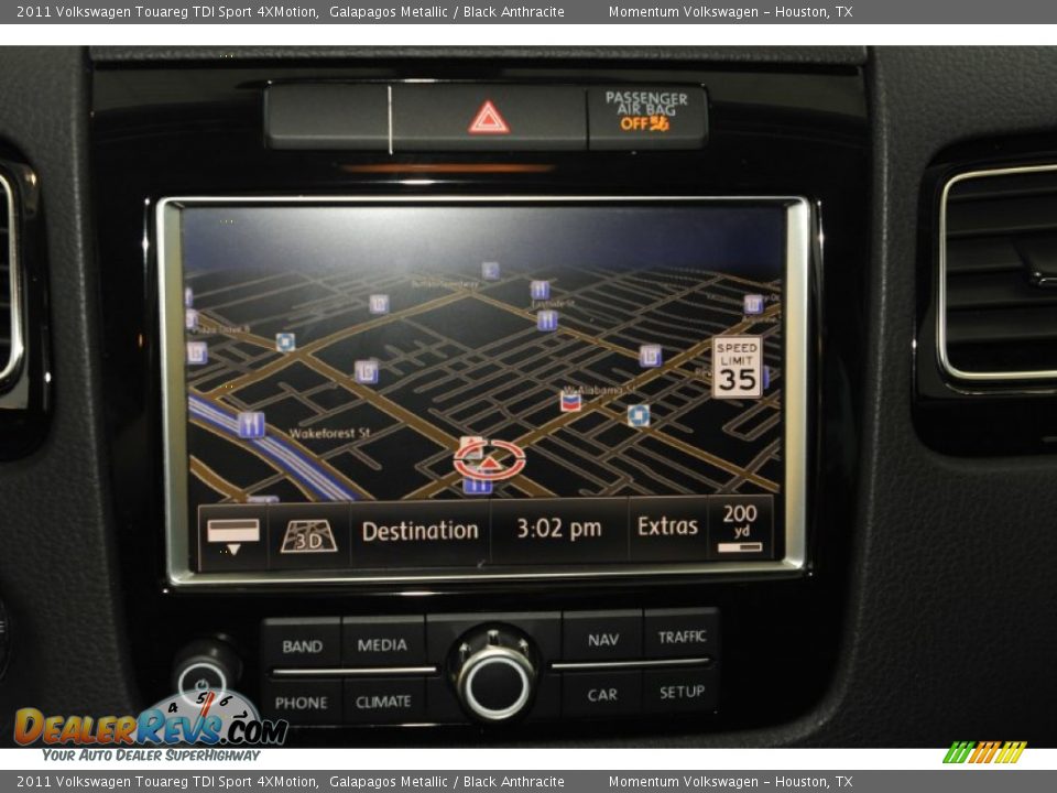 Navigation of 2011 Volkswagen Touareg TDI Sport 4XMotion Photo #20