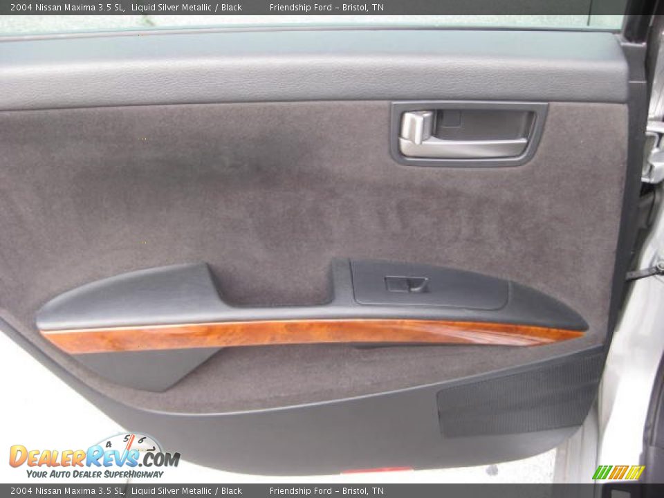 2004 Nissan Maxima 3.5 SL Liquid Silver Metallic / Black Photo #18