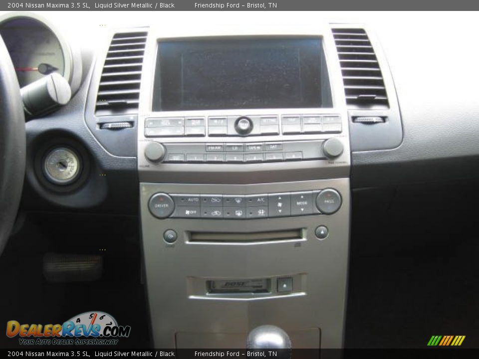 2004 Nissan Maxima 3.5 SL Liquid Silver Metallic / Black Photo #26
