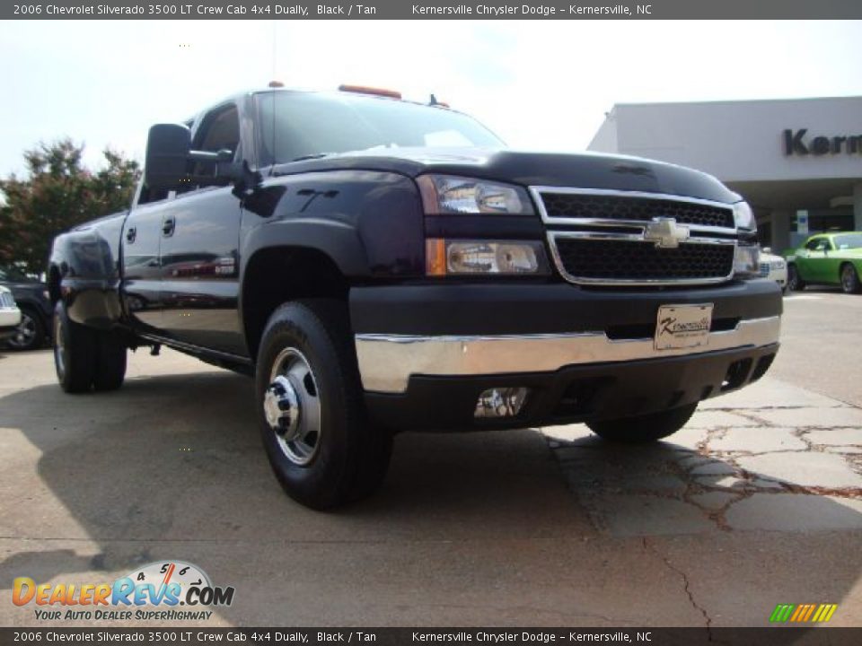 2006 Chevrolet Silverado 3500 LT Crew Cab 4x4 Dually Black / Tan Photo #1