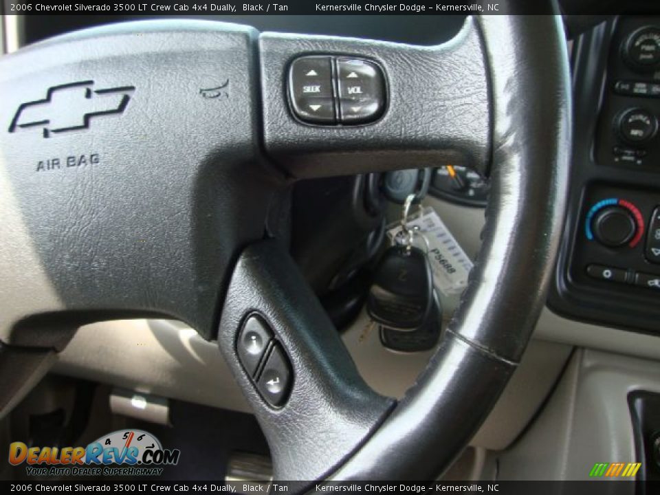 2006 Chevrolet Silverado 3500 LT Crew Cab 4x4 Dually Black / Tan Photo #24