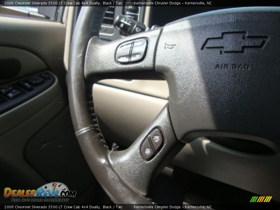 2006 Chevrolet Silverado 3500 LT Crew Cab 4x4 Dually Black / Tan Photo #25