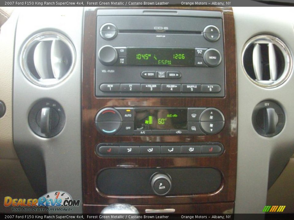 Controls of 2007 Ford F150 King Ranch SuperCrew 4x4 Photo #20