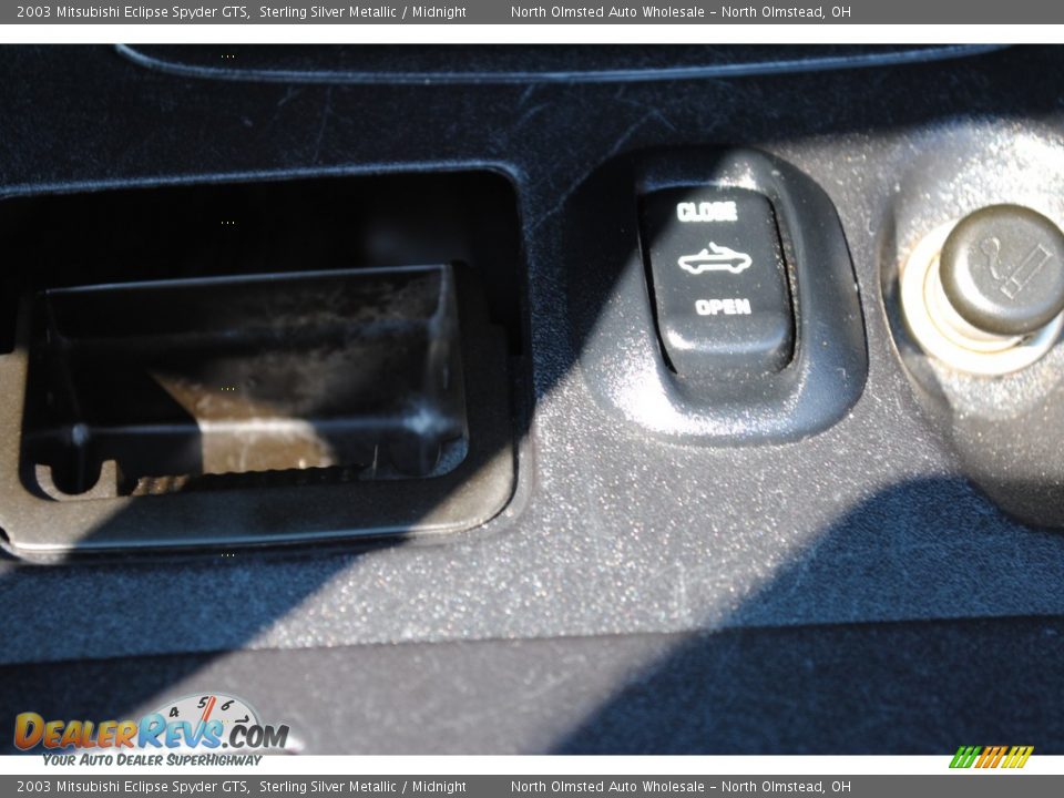 2003 Mitsubishi Eclipse Spyder GTS Sterling Silver Metallic / Midnight Photo #32