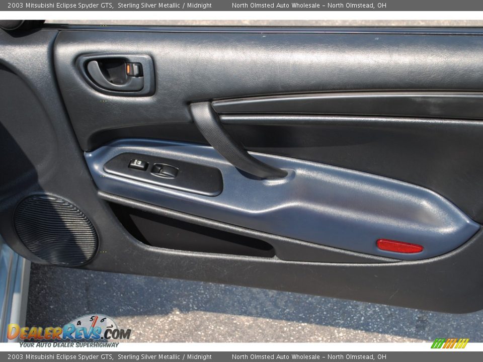 2003 Mitsubishi Eclipse Spyder GTS Sterling Silver Metallic / Midnight Photo #36