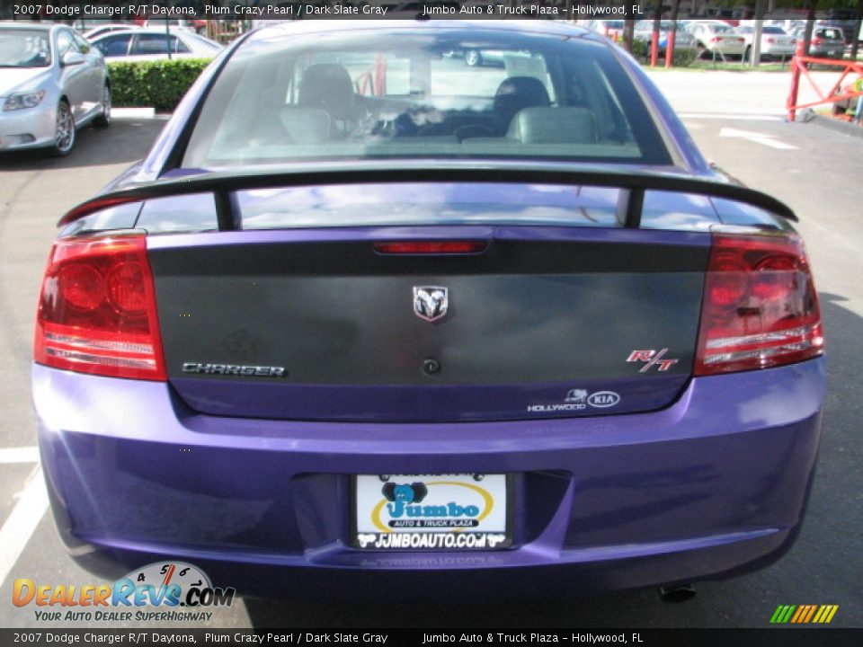 2007 Dodge Charger R/T Daytona Plum Crazy Pearl / Dark Slate Gray Photo #8