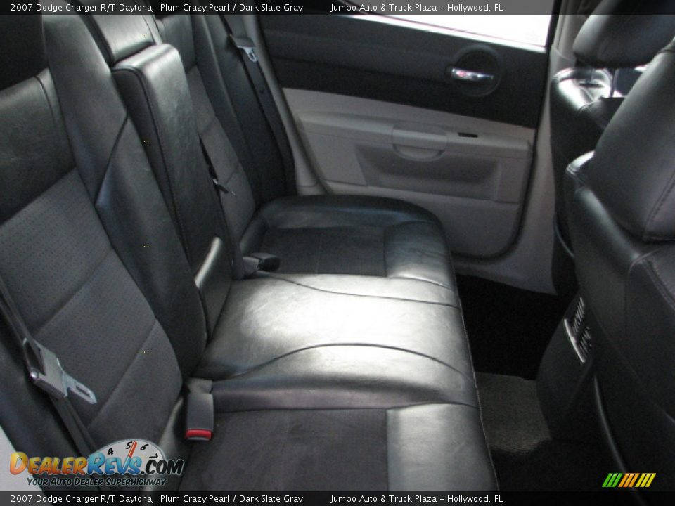 2007 Dodge Charger R/T Daytona Plum Crazy Pearl / Dark Slate Gray Photo #16
