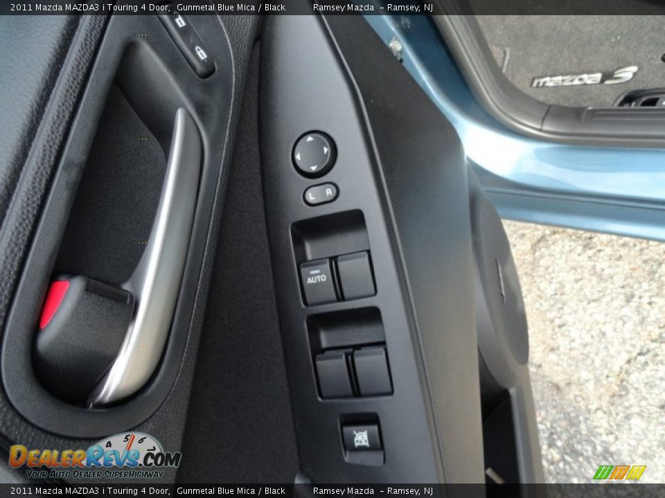 2011 Mazda MAZDA3 i Touring 4 Door Gunmetal Blue Mica / Black Photo #18