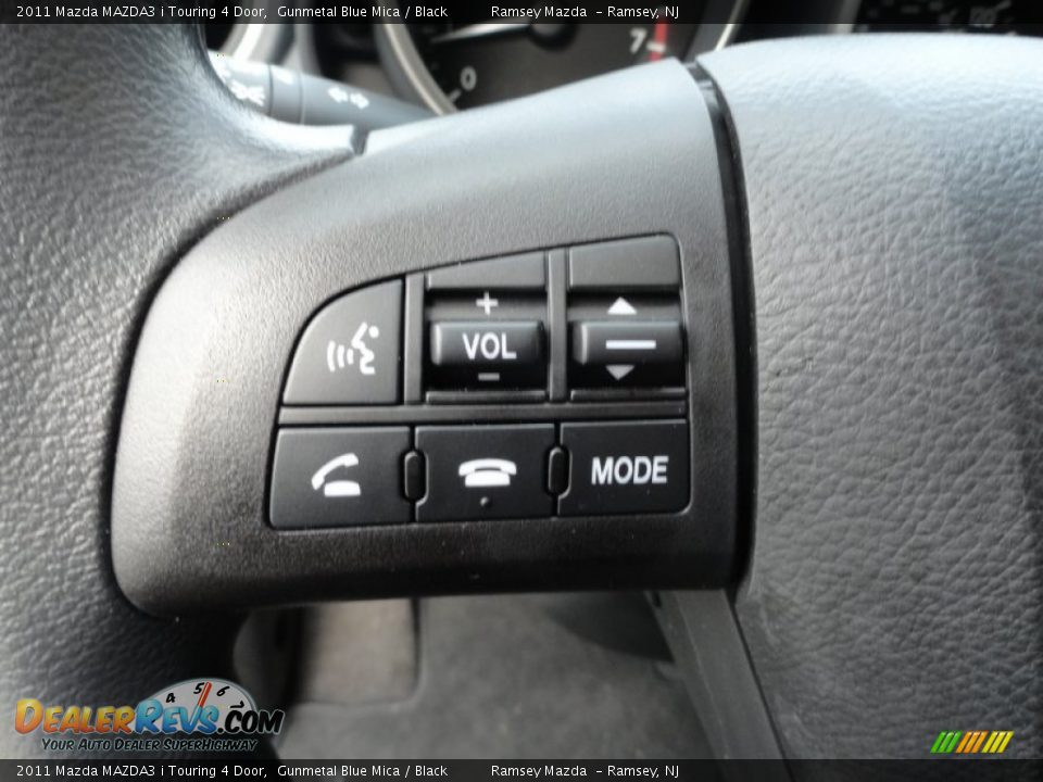Controls of 2011 Mazda MAZDA3 i Touring 4 Door Photo #22