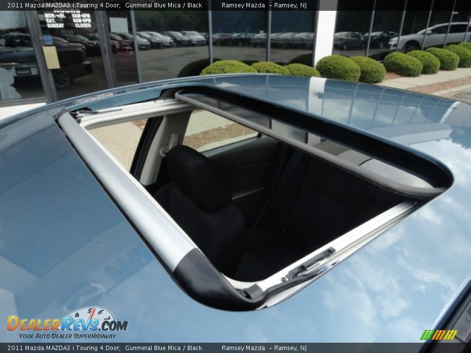 2011 Mazda MAZDA3 i Touring 4 Door Gunmetal Blue Mica / Black Photo #32