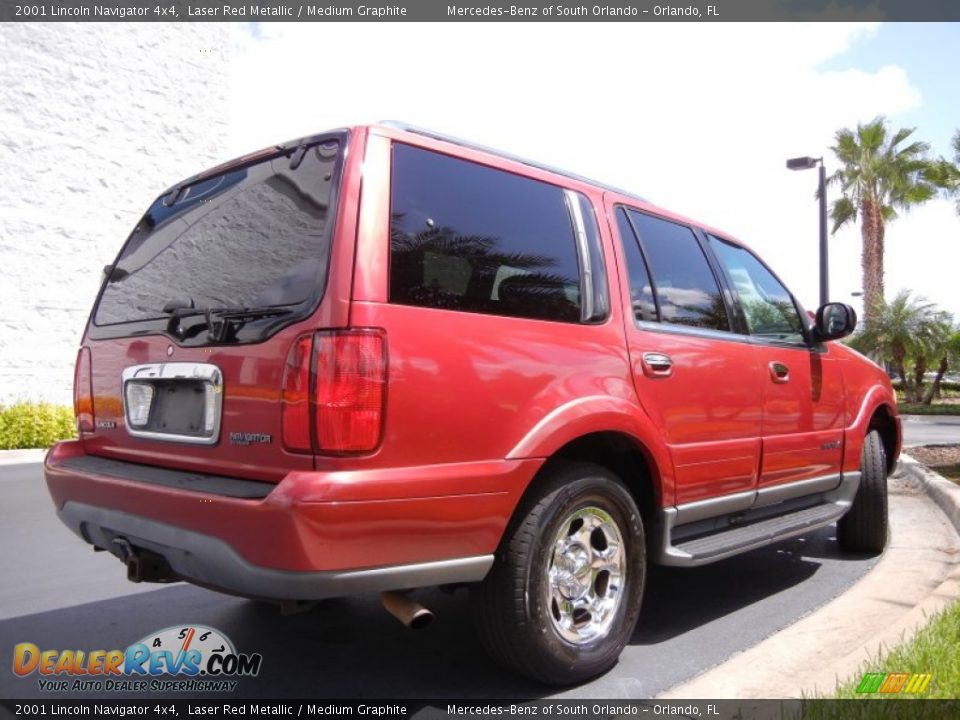 2001 Lincoln Navigator 4x4 Laser Red Metallic / Medium Graphite Photo #6