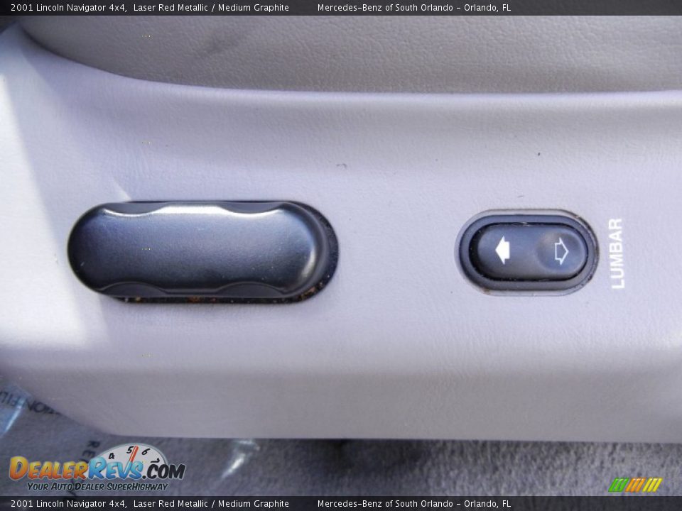 2001 Lincoln Navigator 4x4 Laser Red Metallic / Medium Graphite Photo #14