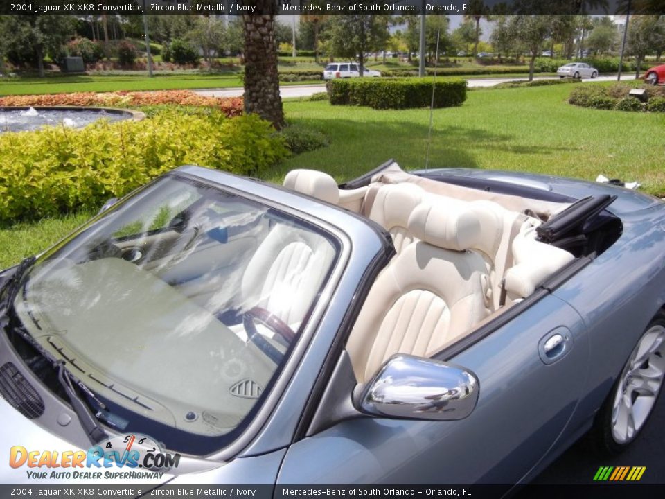 2004 Jaguar XK XK8 Convertible Zircon Blue Metallic / Ivory Photo #9