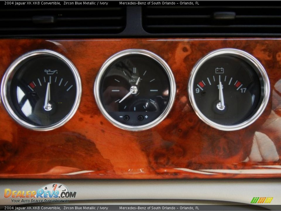 2004 Jaguar XK XK8 Convertible Zircon Blue Metallic / Ivory Photo #27