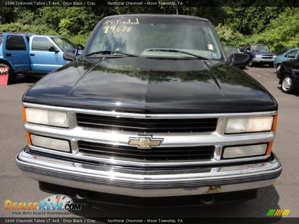 1996 Chevrolet Tahoe LT 4x4 Onyx Black / Gray Photo #2