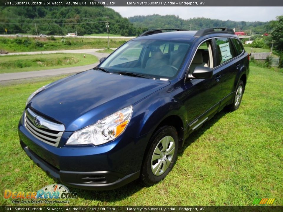 Front 3/4 View of 2011 Subaru Outback 2.5i Wagon Photo #7