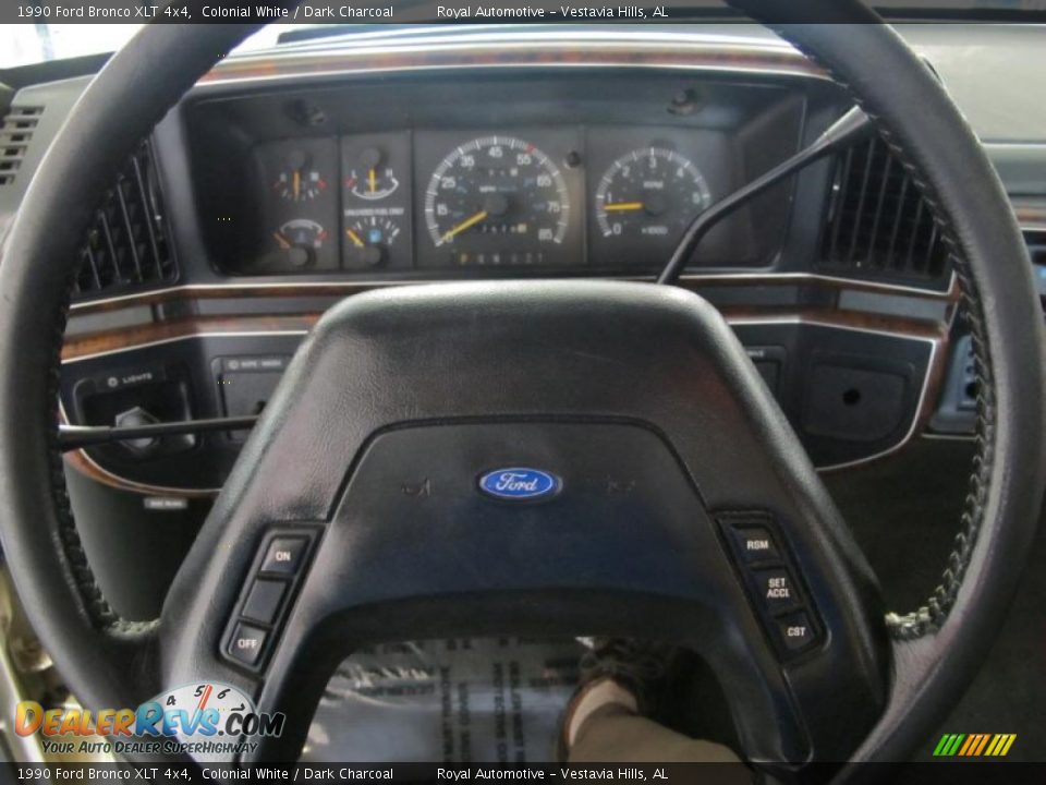 1990 Ford Bronco XLT 4x4 Colonial White / Dark Charcoal Photo #12