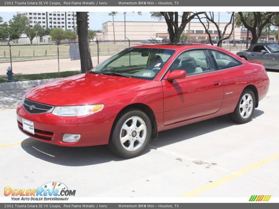 Front 3/4 View of 2001 Toyota Solara SE V6 Coupe Photo #14