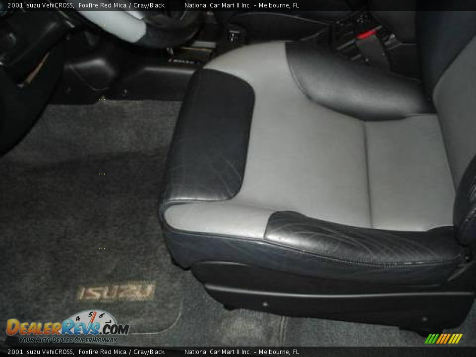2001 Isuzu VehiCROSS Foxfire Red Mica / Gray/Black Photo #13