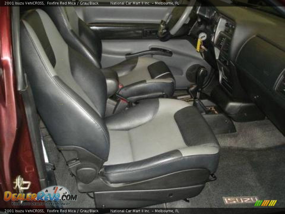 2001 Isuzu VehiCROSS Foxfire Red Mica / Gray/Black Photo #29