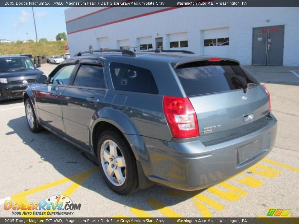 Magnesium Pearl 2005 Dodge Magnum SXT AWD Photo #4