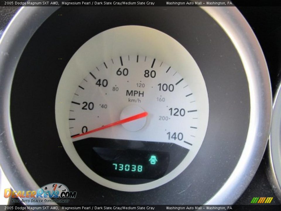 2005 Dodge Magnum SXT AWD Magnesium Pearl / Dark Slate Gray/Medium Slate Gray Photo #20