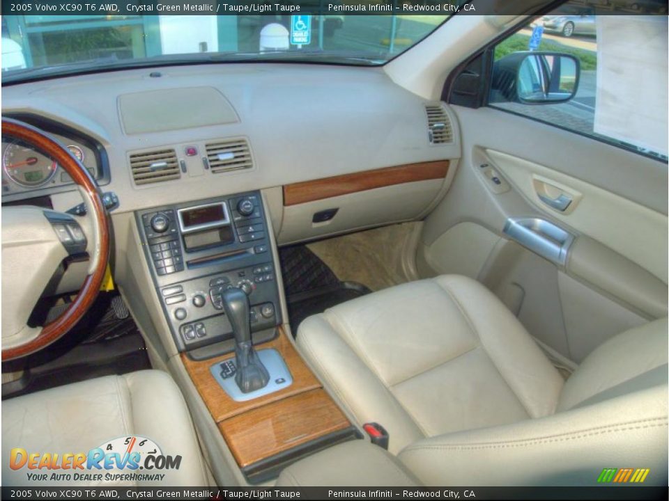 2005 Volvo XC90 T6 AWD Crystal Green Metallic / Taupe/Light Taupe Photo #16