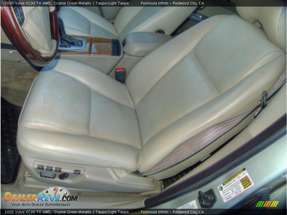 2005 Volvo XC90 T6 AWD Crystal Green Metallic / Taupe/Light Taupe Photo #17