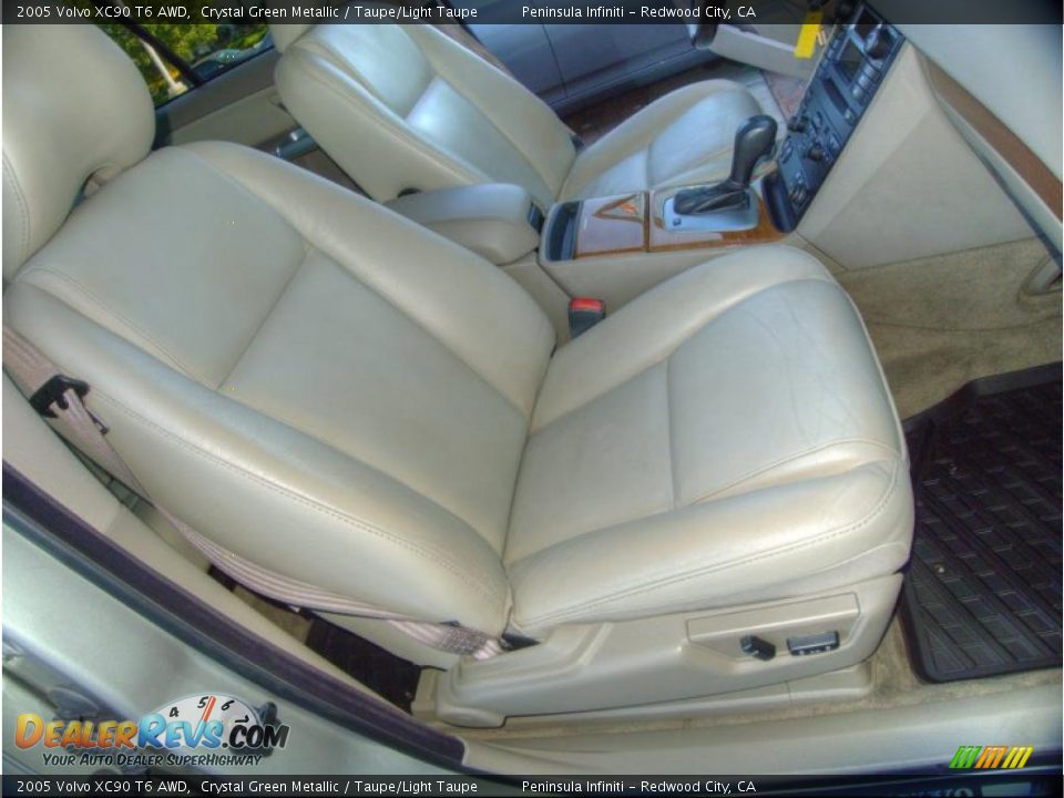 2005 Volvo XC90 T6 AWD Crystal Green Metallic / Taupe/Light Taupe Photo #18