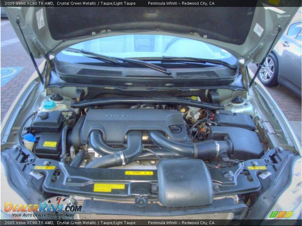 2005 Volvo XC90 T6 AWD Crystal Green Metallic / Taupe/Light Taupe Photo #34