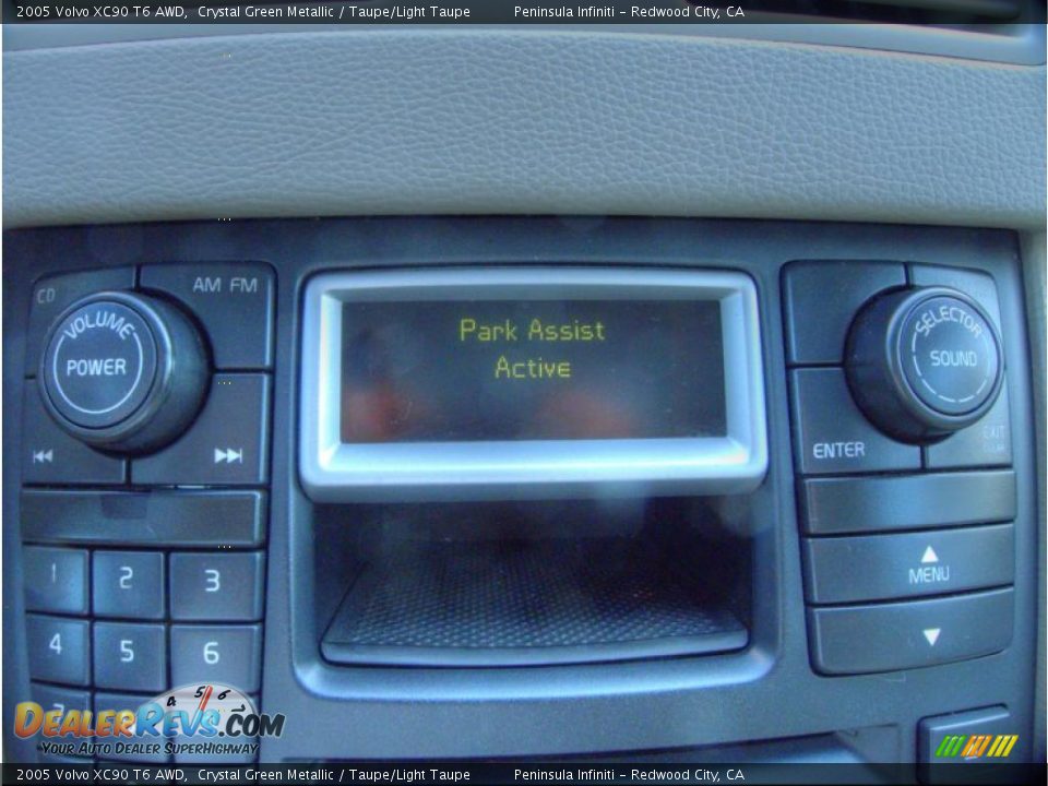 2005 Volvo XC90 T6 AWD Crystal Green Metallic / Taupe/Light Taupe Photo #35