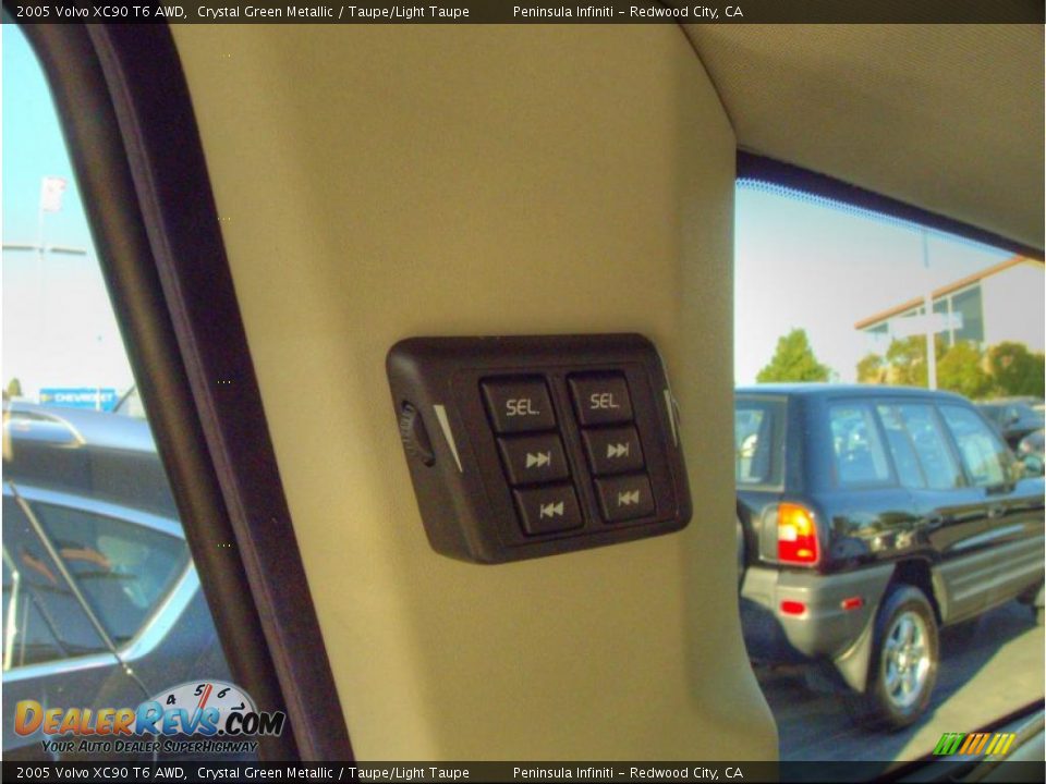 2005 Volvo XC90 T6 AWD Crystal Green Metallic / Taupe/Light Taupe Photo #36