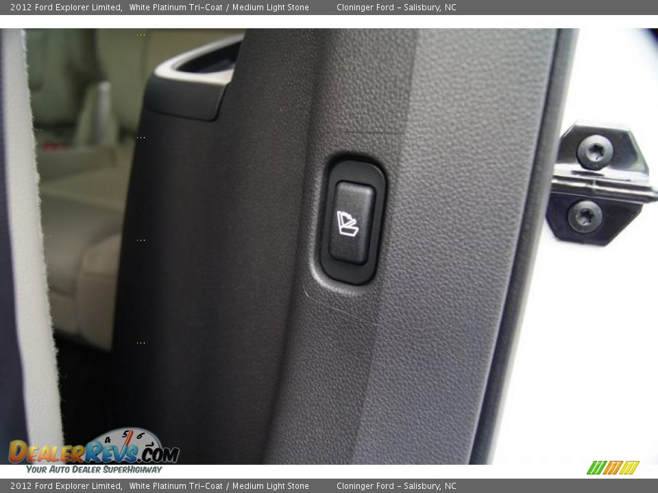 2012 Ford Explorer Limited White Platinum Tri-Coat / Medium Light Stone Photo #11