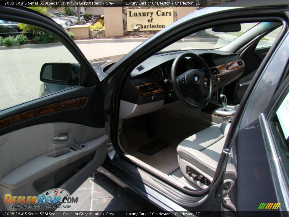 2008 BMW 5 Series 528i Sedan Platinum Grey Metallic / Grey Photo #15