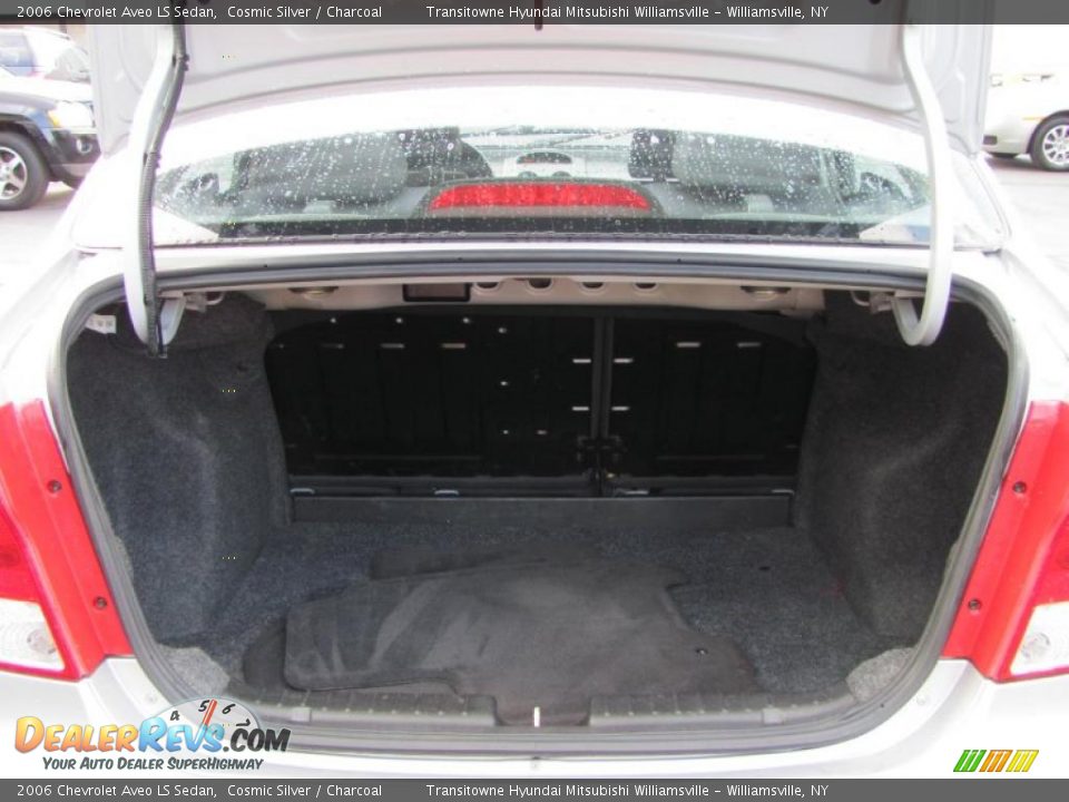 2006 Chevrolet Aveo LS Sedan Cosmic Silver / Charcoal Photo #11