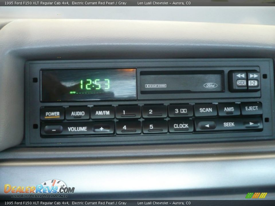 Audio System of 1995 Ford F150 XLT Regular Cab 4x4 Photo #19