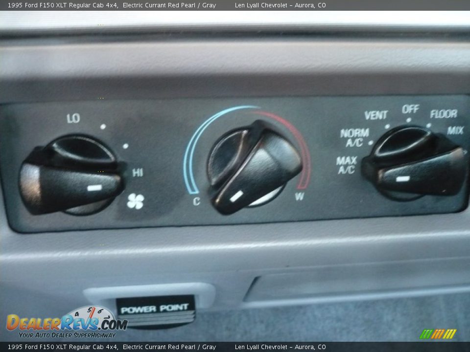 Controls of 1995 Ford F150 XLT Regular Cab 4x4 Photo #20