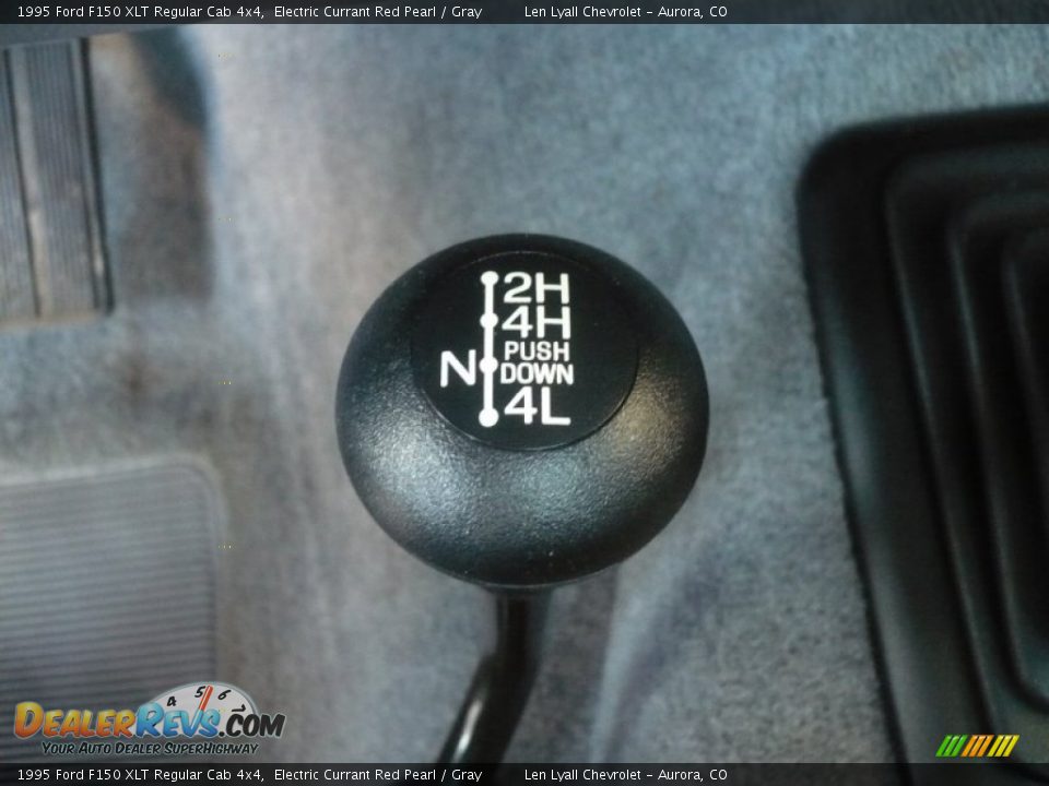 Controls of 1995 Ford F150 XLT Regular Cab 4x4 Photo #21