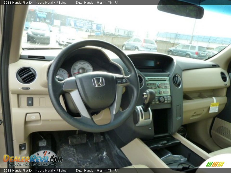 Dashboard of 2011 Honda Pilot LX Photo #13