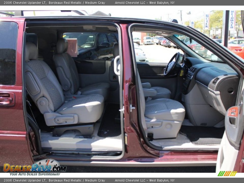 Medium Gray Interior 2006 Chevrolet Uplander Lt Photo 16