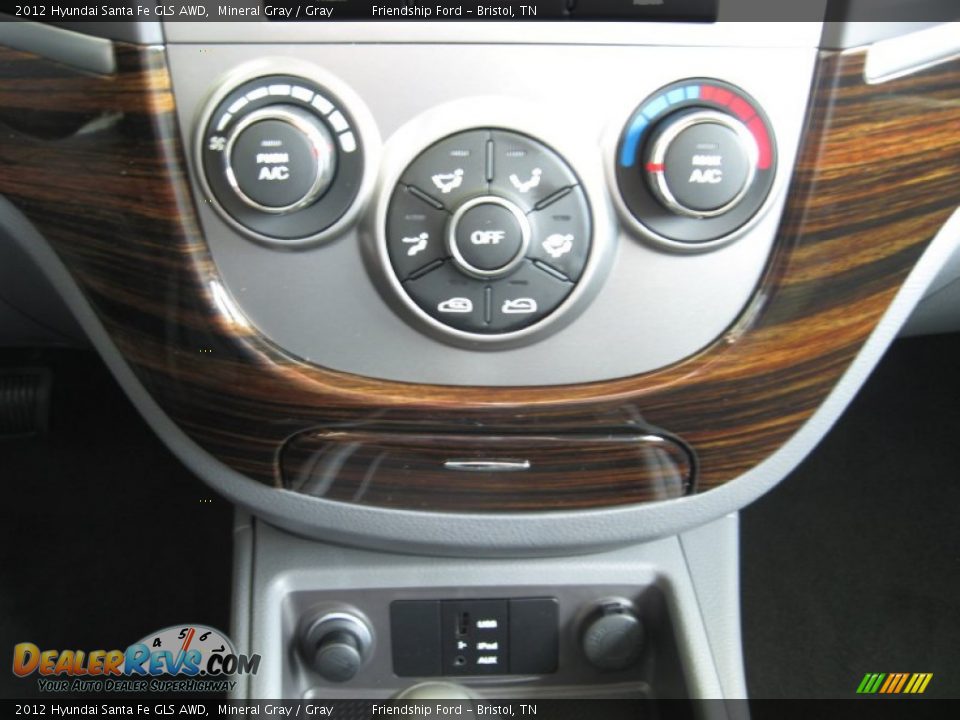 Controls of 2012 Hyundai Santa Fe GLS AWD Photo #25