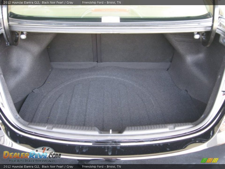 2012 Hyundai Elantra GLS Trunk Photo #11