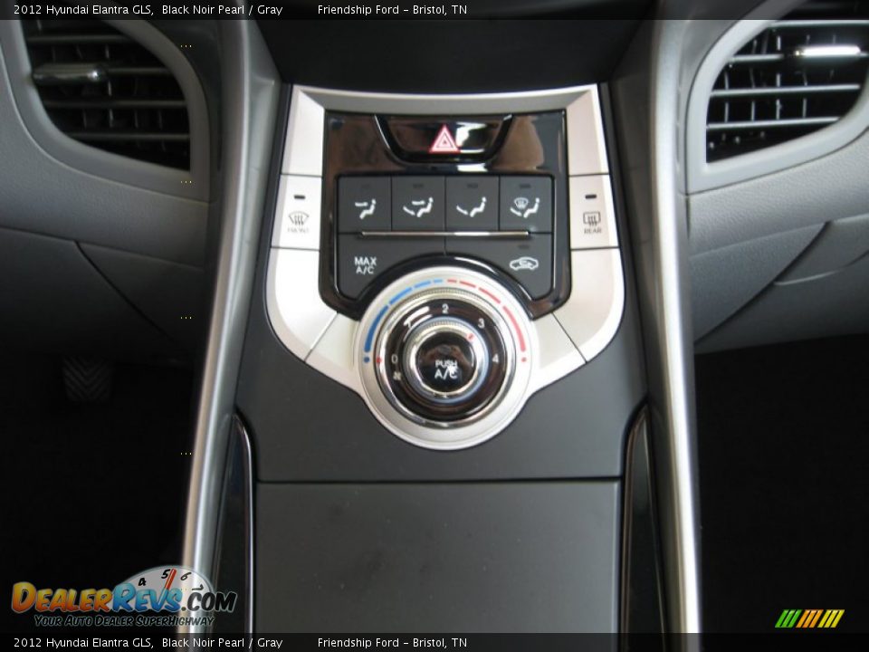 Controls of 2012 Hyundai Elantra GLS Photo #25