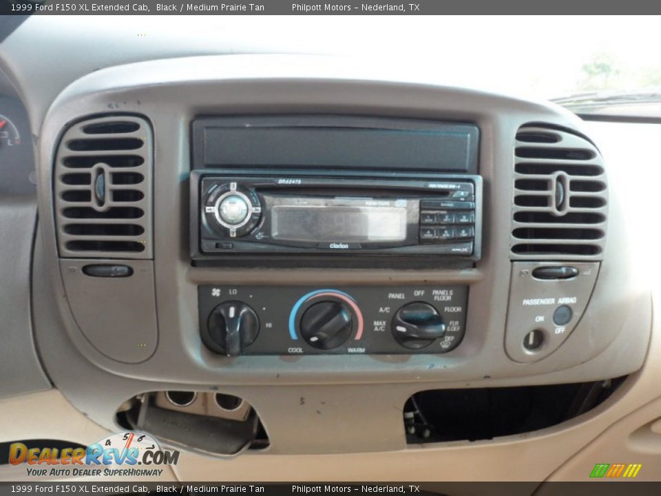 1999 Ford F150 XL Extended Cab Black / Medium Prairie Tan Photo #30