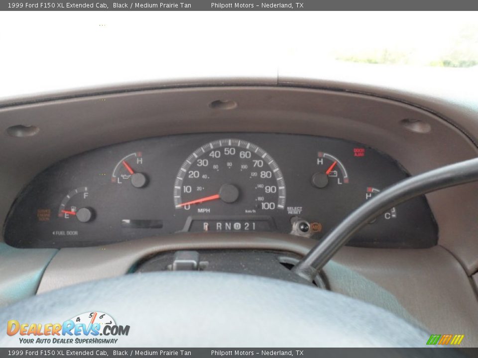 1999 Ford F150 XL Extended Cab Gauges Photo #32