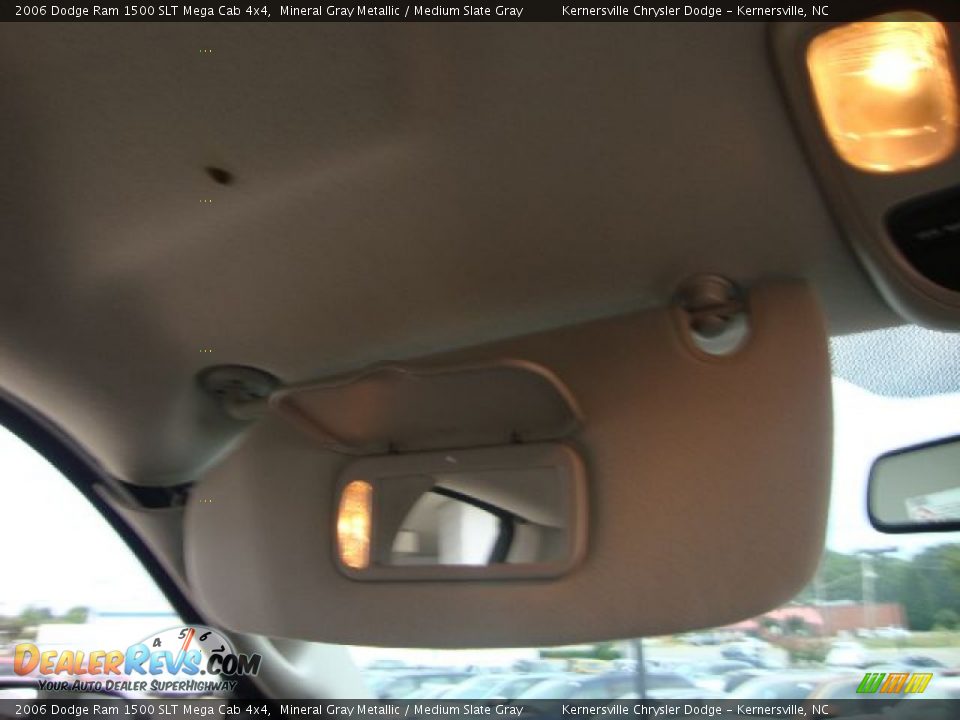 2006 Dodge Ram 1500 SLT Mega Cab 4x4 Mineral Gray Metallic / Medium Slate Gray Photo #19