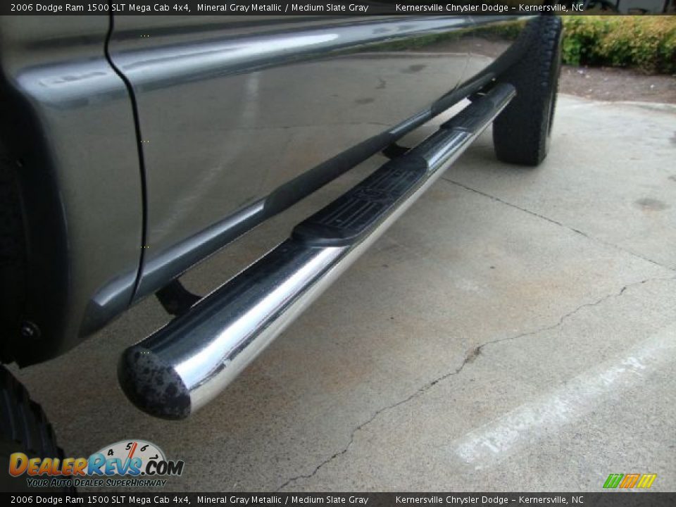 2006 Dodge Ram 1500 SLT Mega Cab 4x4 Mineral Gray Metallic / Medium Slate Gray Photo #35