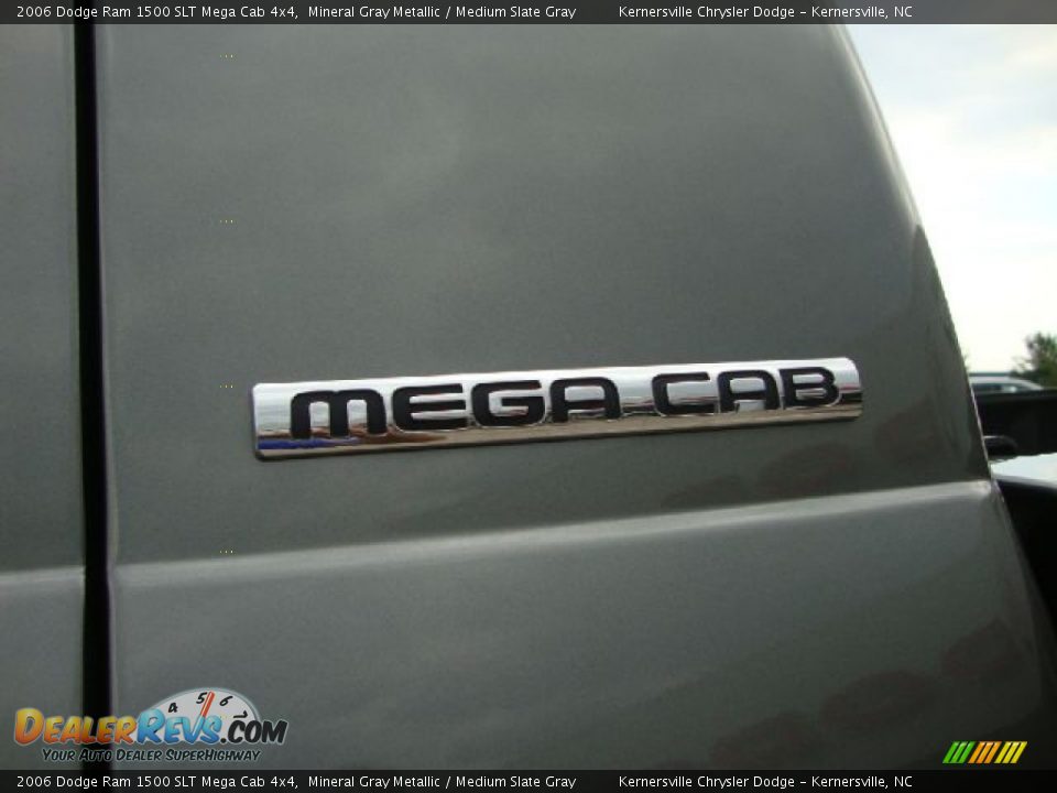 2006 Dodge Ram 1500 SLT Mega Cab 4x4 Mineral Gray Metallic / Medium Slate Gray Photo #36