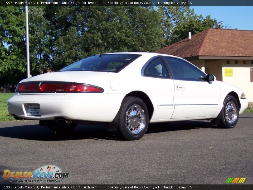 1997 Lincoln Mark VIII Performance White / Light Parchment Photo #8